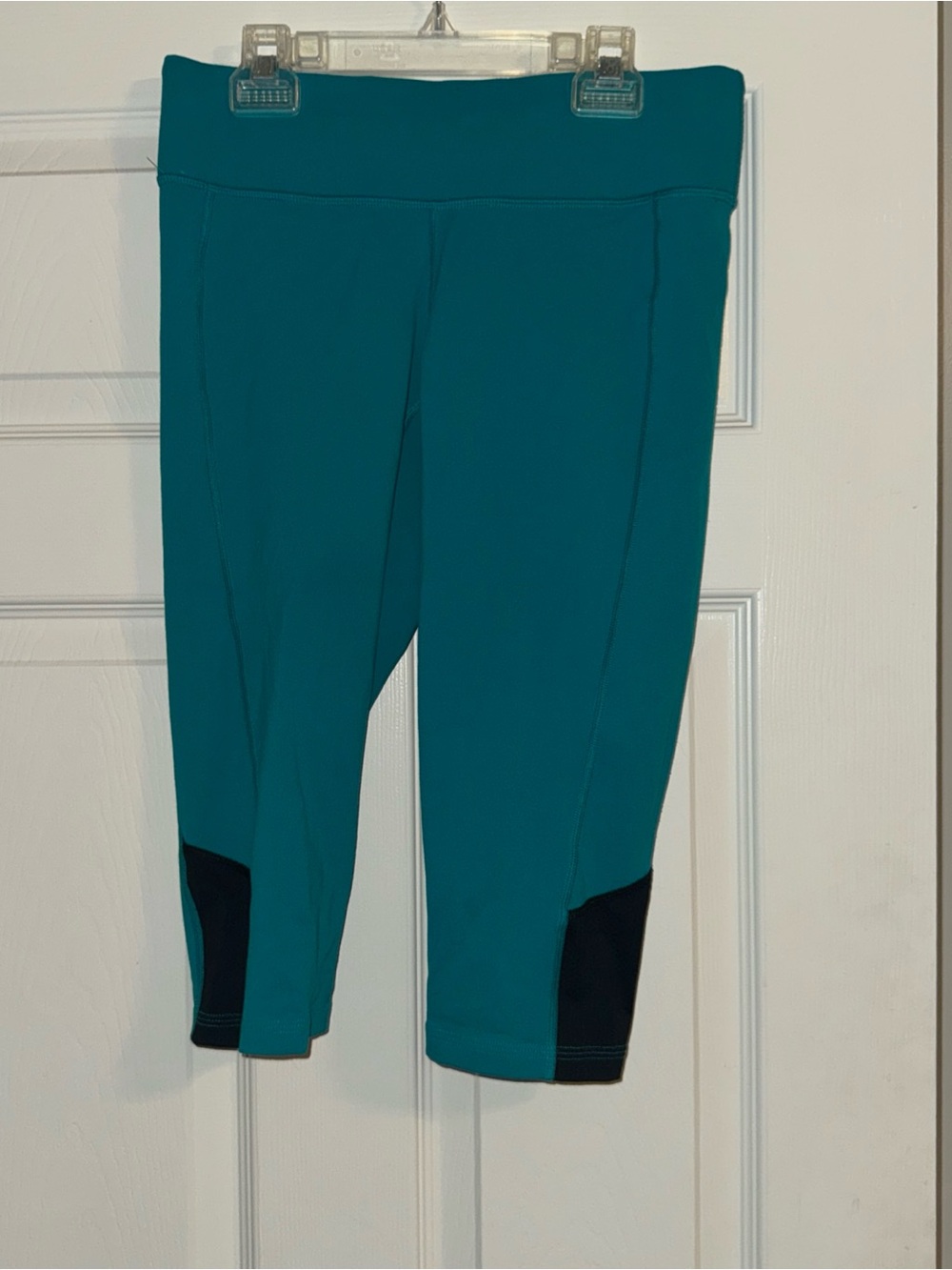 Lucy Teal and Black Capris